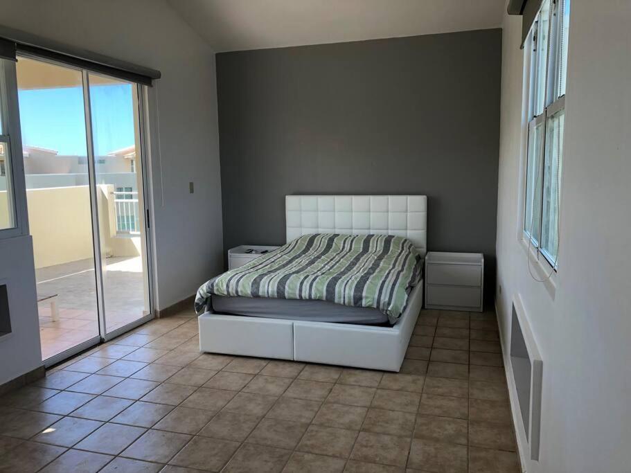 Haudimar Ph Beachfront Apt 4Br/3Bath Исабела Екстериор снимка