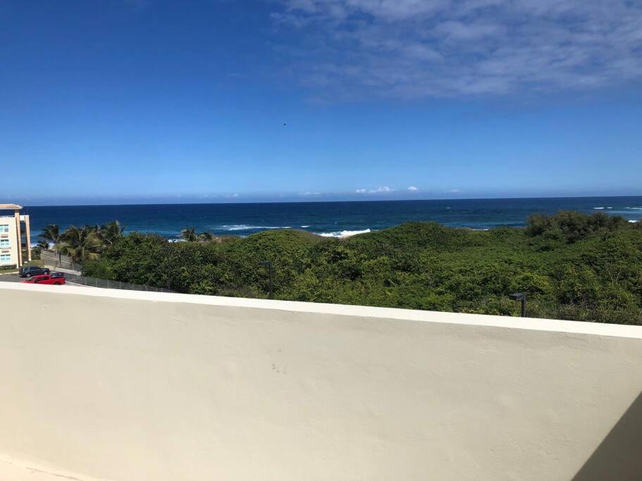 Haudimar Ph Beachfront Apt 4Br/3Bath Исабела Екстериор снимка